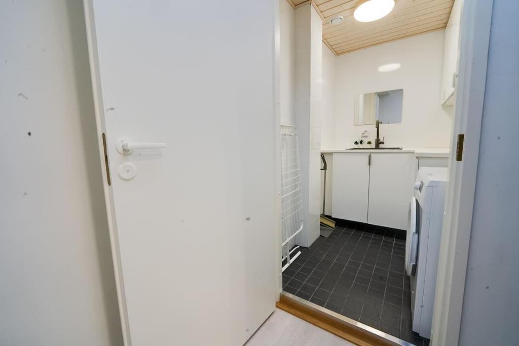 3H,K,P - Keskellae Tamperetta Kaunis Parvekkeellinen Uusittu Kolmio Apartment Exterior photo