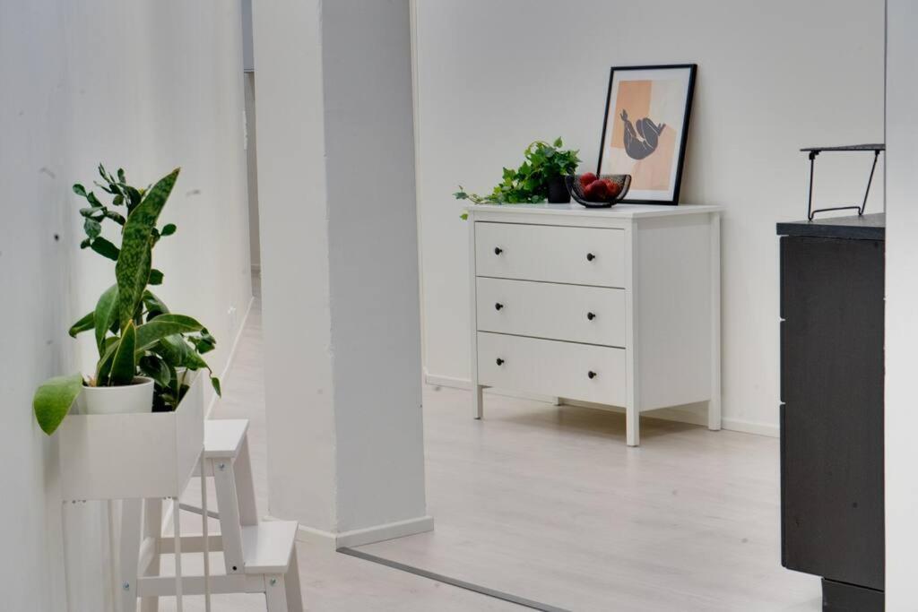 3H,K,P - Keskellae Tamperetta Kaunis Parvekkeellinen Uusittu Kolmio Apartment Exterior photo