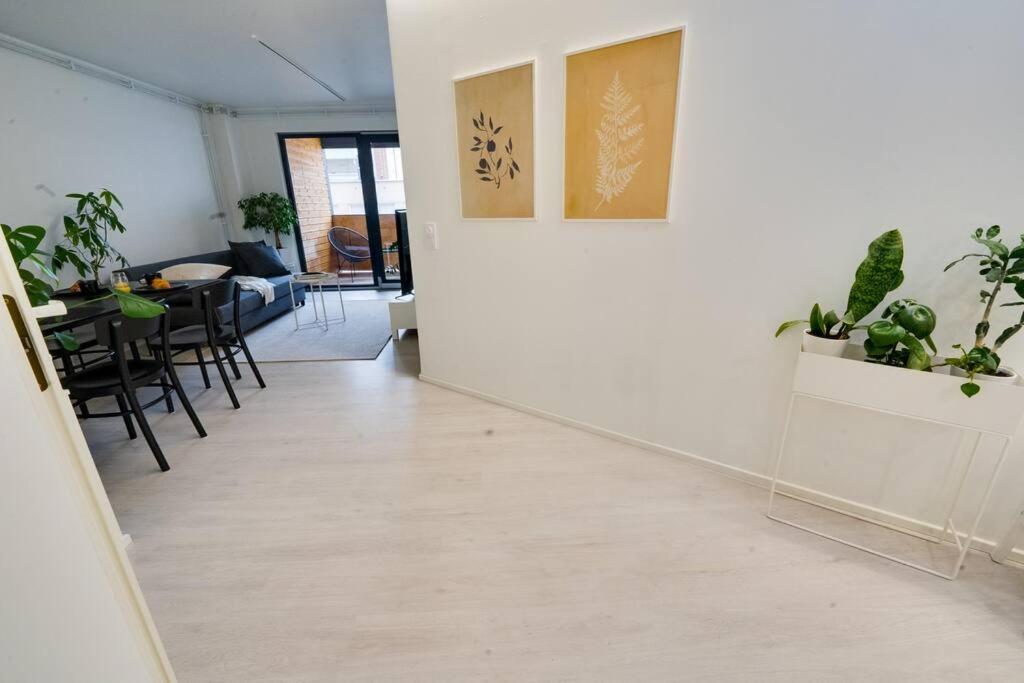 3H,K,P - Keskellae Tamperetta Kaunis Parvekkeellinen Uusittu Kolmio Apartment Exterior photo
